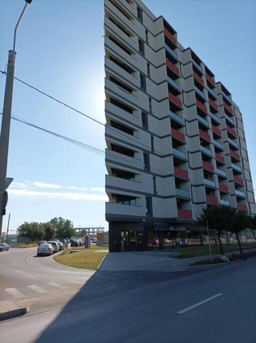 Rebreanu Residence Lux Apartmen Timisoara Exterior foto